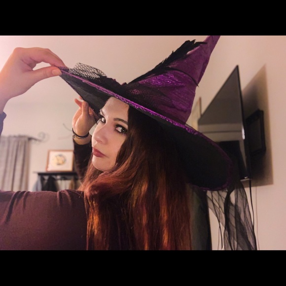 Meet your Posher, Julia - Picture 1 of 1